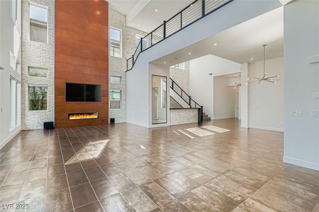 10748 Steel Ridge Court, Las Vegas, NV 89135