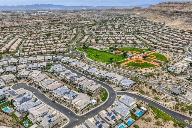 10748 Steel Ridge Court, Las Vegas, NV 89135