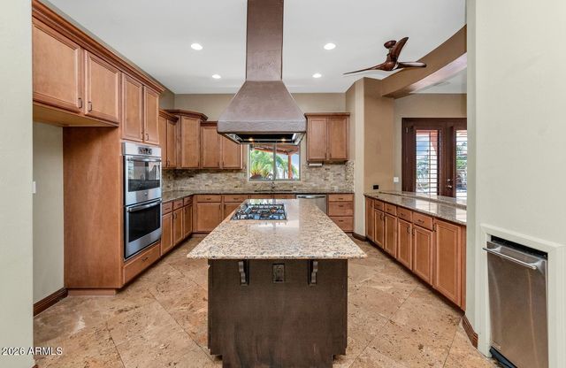 2703 W LANGUID Lane, Phoenix, AZ 85086