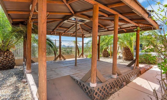 2703 W LANGUID Lane, Phoenix, AZ 85086