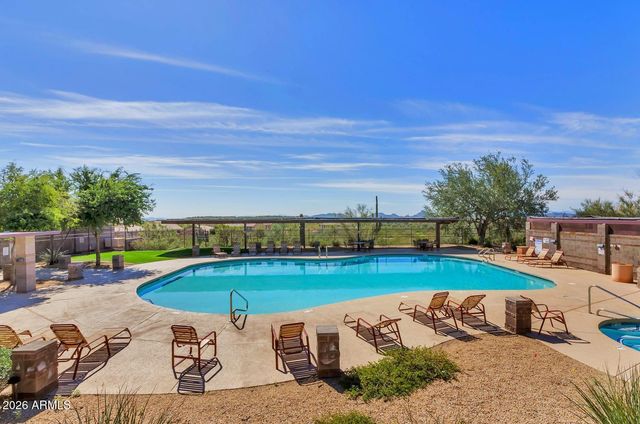 2703 W LANGUID Lane, Phoenix, AZ 85086