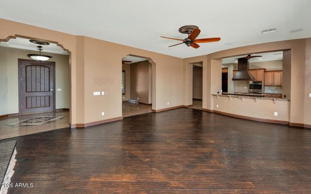 2703 W LANGUID Lane, Phoenix, AZ 85086