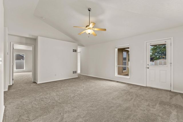 16 S Arties Ln, Spokane Valley, WA 99016