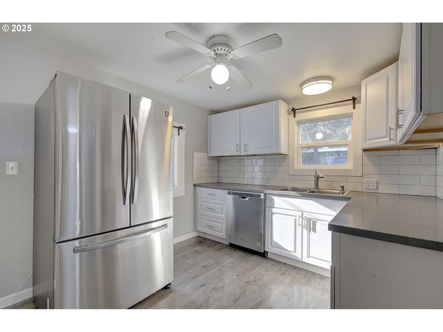 12700 Se 27TH Ave, Milwaukie, OR 97222