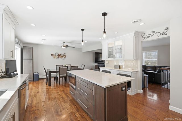 1 Penny Lane, West Nyack, NY 10994