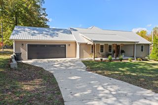 1517 Motlow College Rd, Normandy, TN 37360