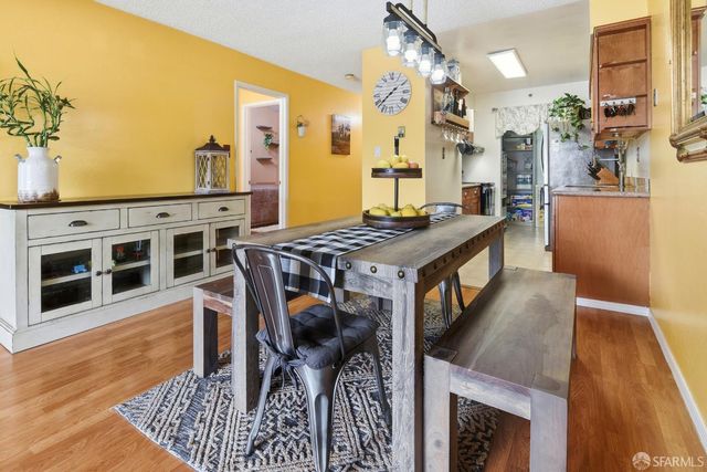 2467 Rowntree Way 203B, South San Francisco, CA 94080