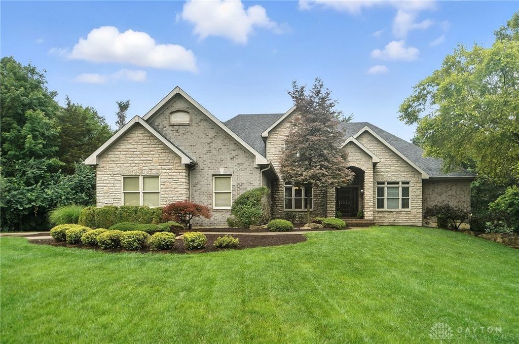 7983 Woodbridge Court, Springboro, OH 45066