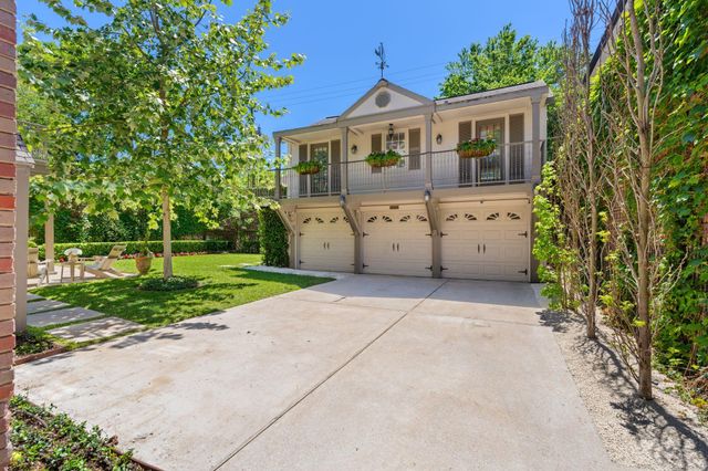 2103 South Boulevard, Houston, TX 77098