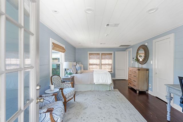 2103 South Boulevard, Houston, TX 77098