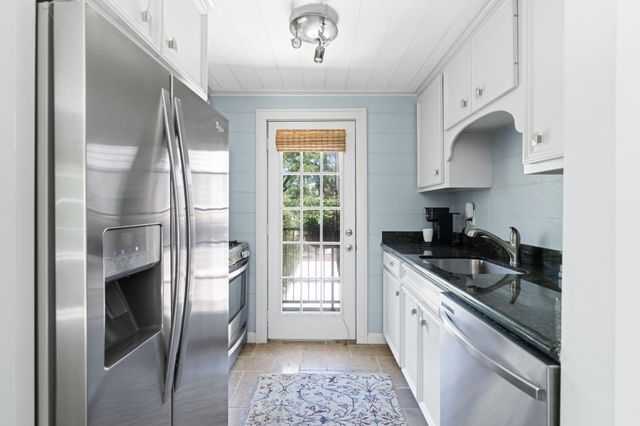 2103 South Boulevard, Houston, TX 77098