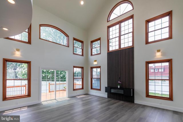 354 W SIGNAL HILL RD, King Of Prussia, PA 19406