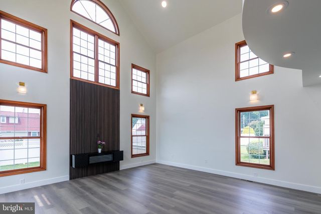 354 W SIGNAL HILL RD, King Of Prussia, PA 19406