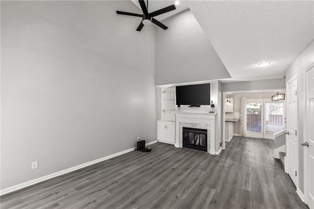 12545 Broadmoor Street, Overland Park, KS 66209