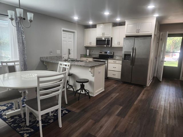 1674 E Forestside Drive, Columbus, GA 31907