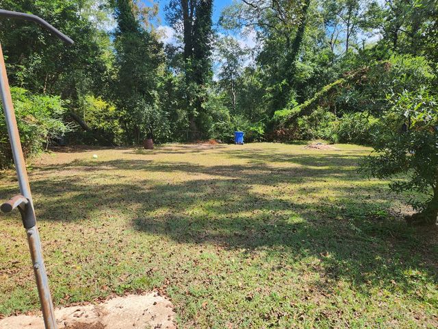 1674 E Forestside Drive, Columbus, GA 31907