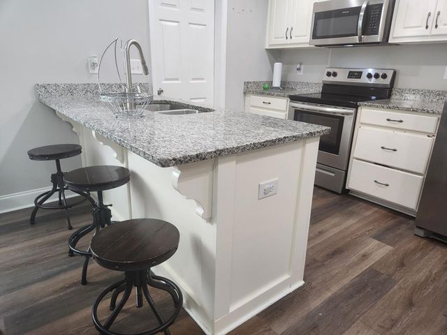 1674 E Forestside Drive, Columbus, GA 31907