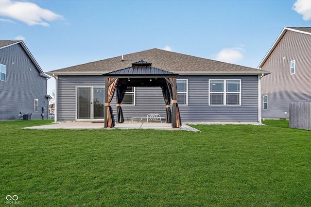 1645 Fairmount Drive, Greenfield, IN 46140