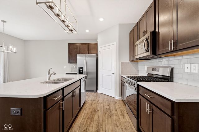 1645 Fairmount Drive, Greenfield, IN 46140