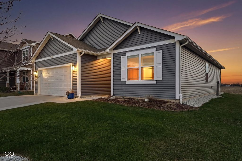 1645 Fairmount Drive, Greenfield, IN 46140