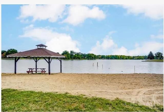 946 Brunswick Drive, Perry Twp, OH 45118