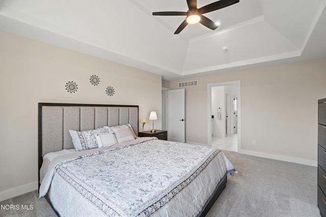 136 Barton Creek Drive, Perrysburg, OH 43551