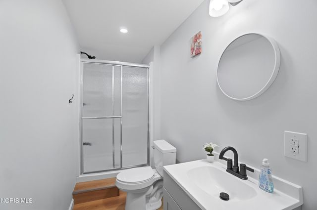 136 Barton Creek Drive, Perrysburg, OH 43551