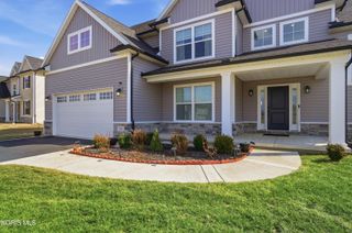 136 Barton Creek Drive, Perrysburg, OH 43551