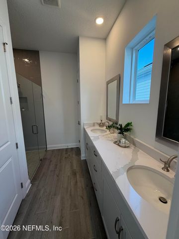 12133 ENDEAVOR Drive, Jacksonville, FL 32256