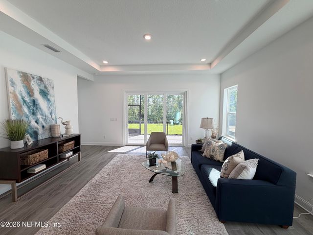 12133 ENDEAVOR Drive, Jacksonville, FL 32256
