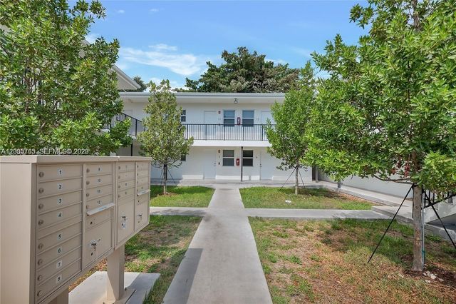 1710 NW 1st Ct 13, Miami, FL 33136