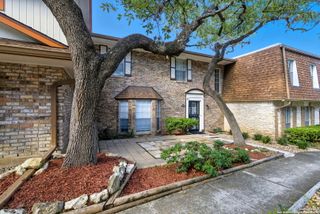 6106 Vance Jackson Rd Apt 23, San Antonio, TX 78230