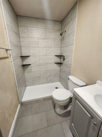 607 Arbor Lane, Lancaster, TX 75134