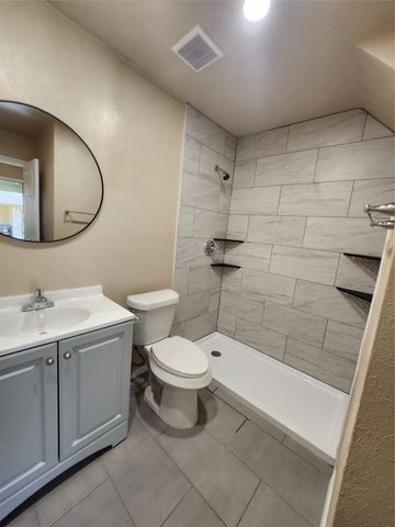 607 Arbor Lane, Lancaster, TX 75134