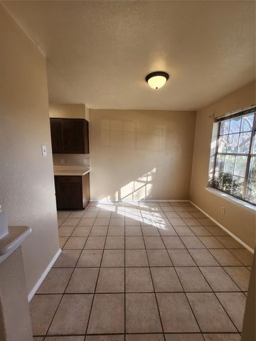 607 Arbor Lane, Lancaster, TX 75134