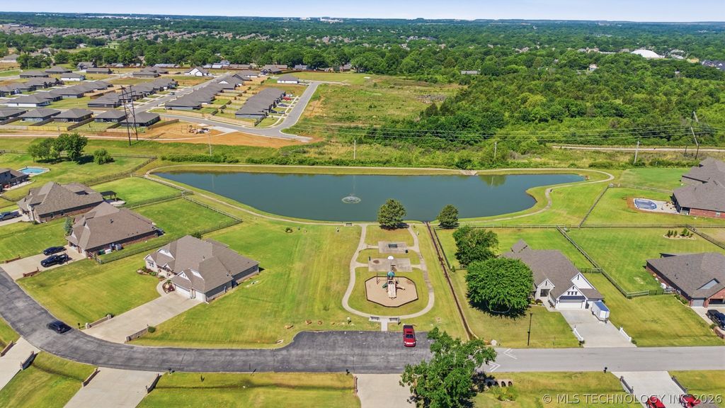7863 S 266 Avenue E, Broken Arrow, OK 74014