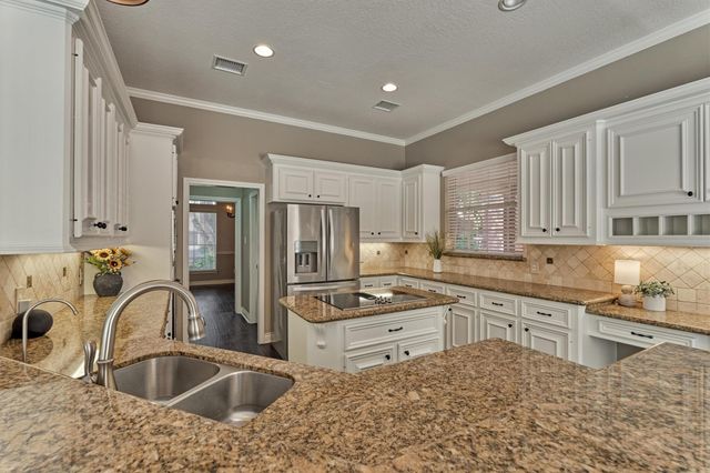 14126 Haynes Drive, Houston, TX 77069
