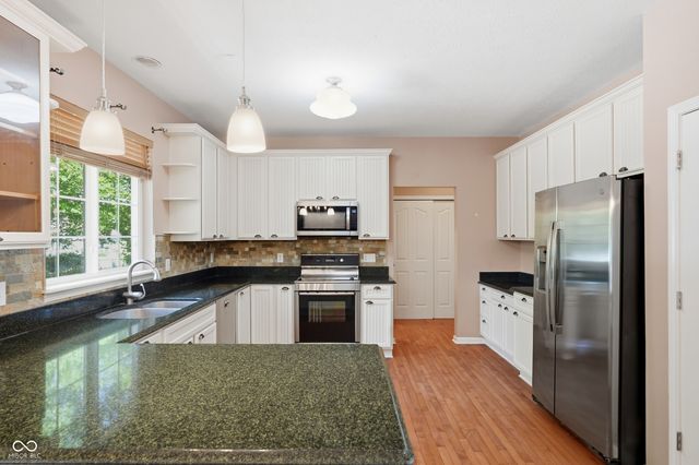 13179 Landwood Drive, Fishers, IN 46037