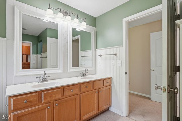 13179 Landwood Drive, Fishers, IN 46037