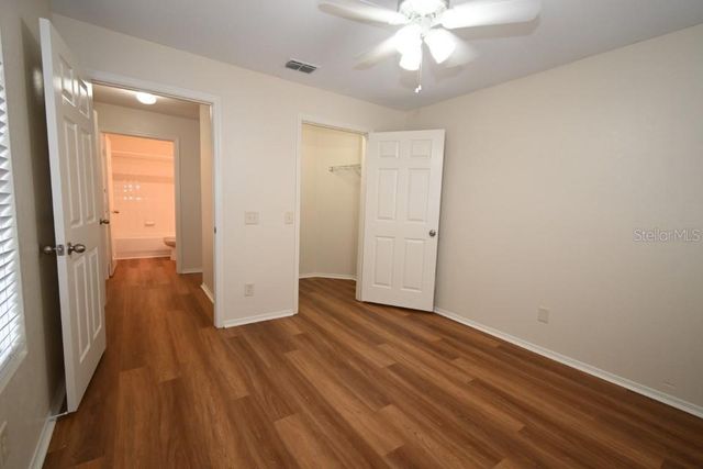 36243 LAKE CHASE BOULEVARD 101, Zephyrhills, FL 33541