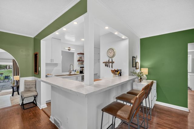 2022 56th Street, Des Moines, IA 50310