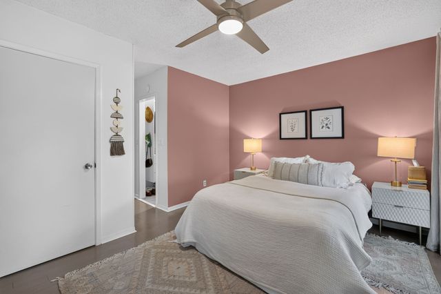 2022 56th Street, Des Moines, IA 50310