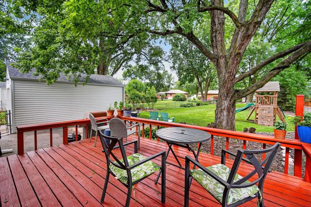 2022 56th Street, Des Moines, IA 50310