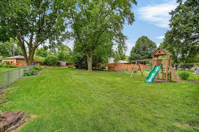 2022 56th Street, Des Moines, IA 50310