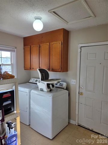 174 Cannon Avenue NW, Concord, NC 28025