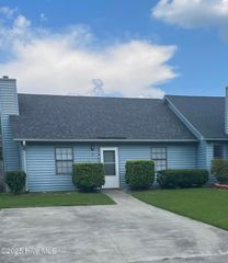 2007 Summerhaven Drive A, Greenville, NC 27858