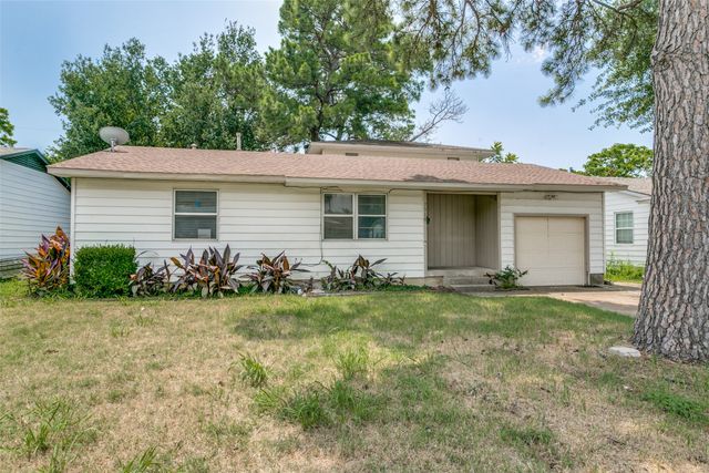 2318 Dennis Street, Irving, TX 75062