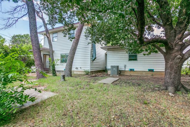 2318 Dennis Street, Irving, TX 75062