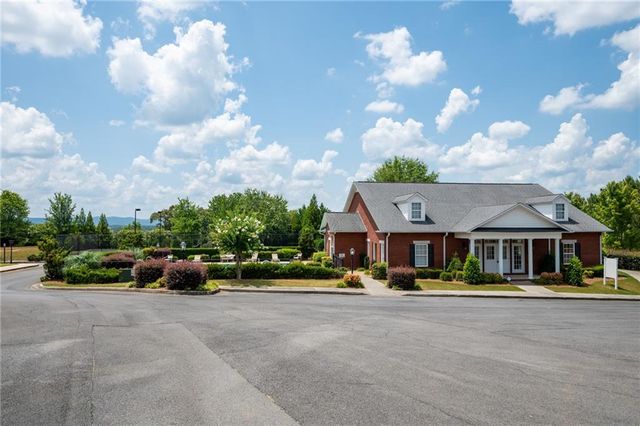 113 Old Mill Drive, Calhoun, GA 30701