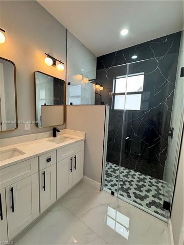 54 Tena Ave S, Lehigh Acres, FL 33976